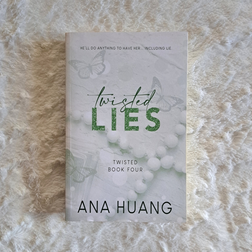 Twisted Lies by Ana Huang *Reserved*